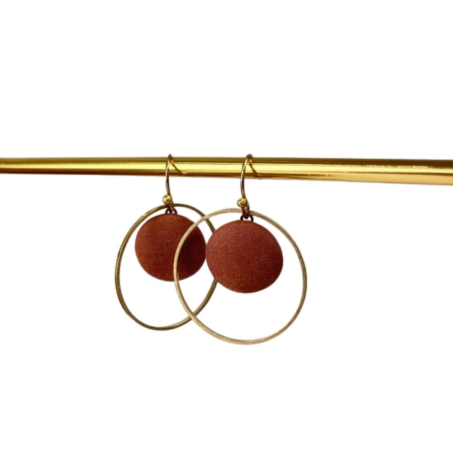 Ohrringe Inner Circle klein in Mocca