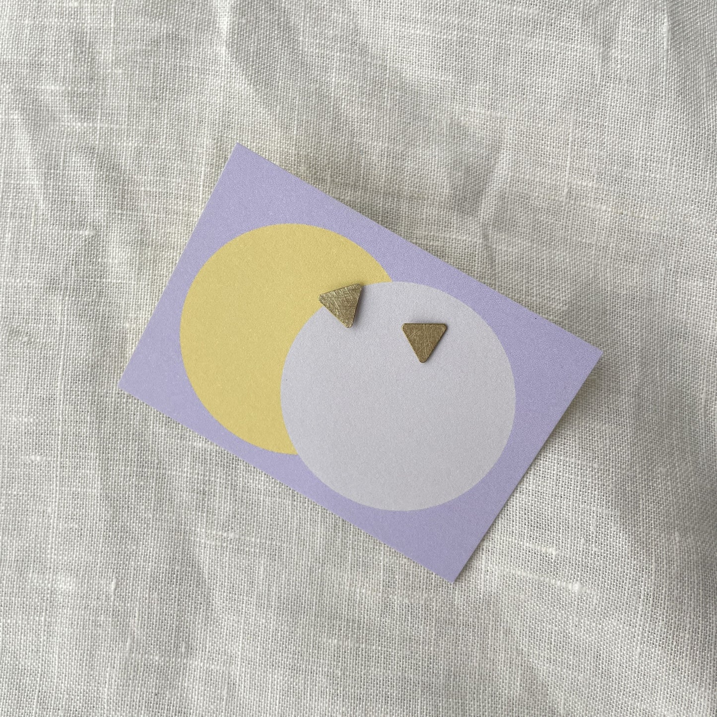 ✨Vela – gehämmerter Ohrstecker 🔺