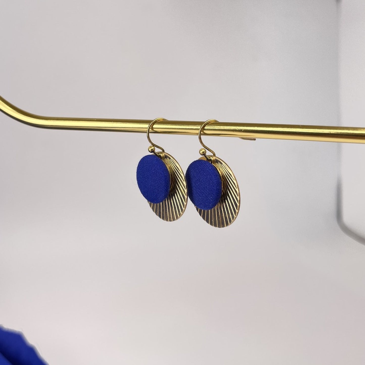 Ohrringe Strahla in Royalblau