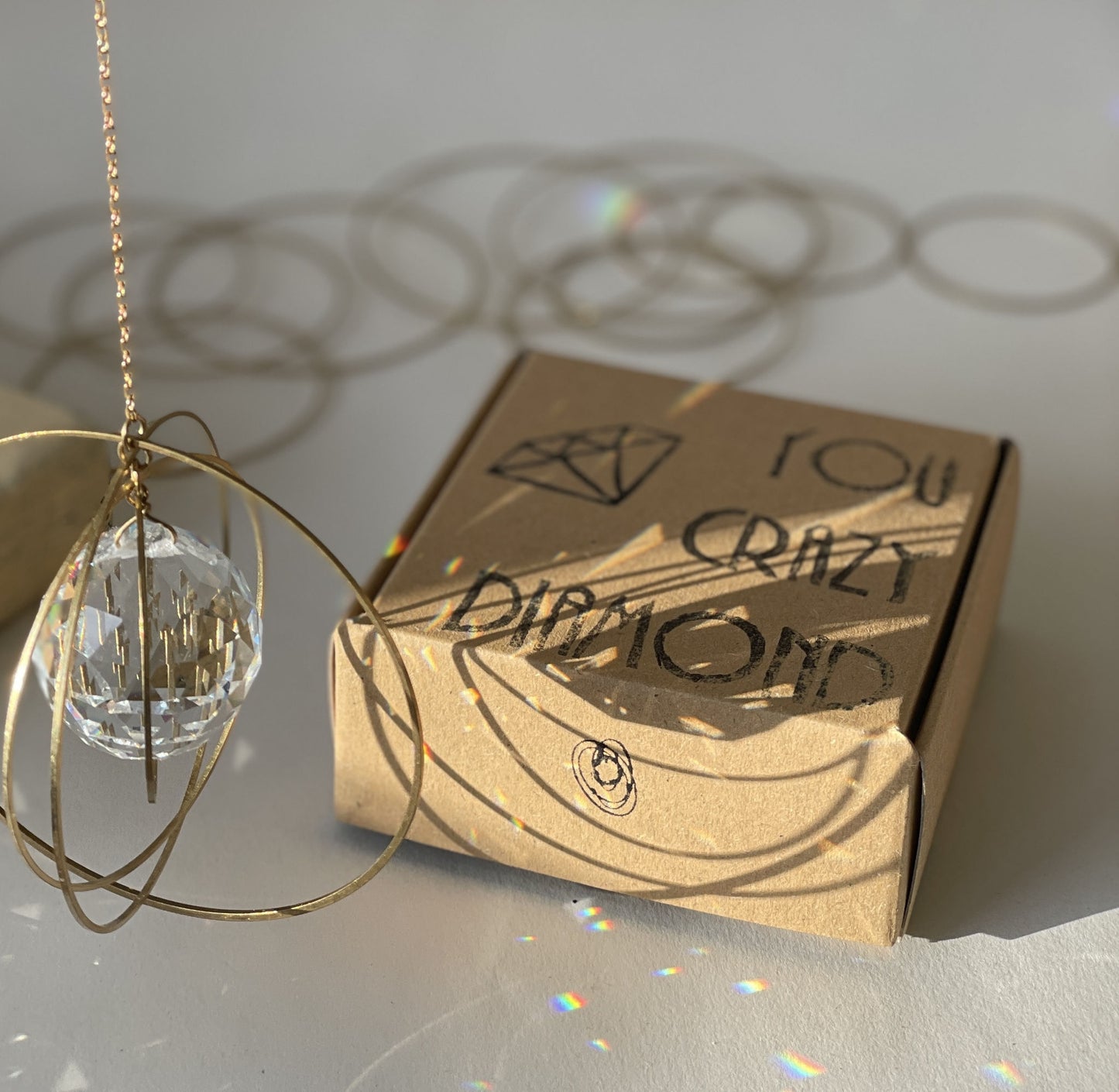 Suncatcher Circles . gold