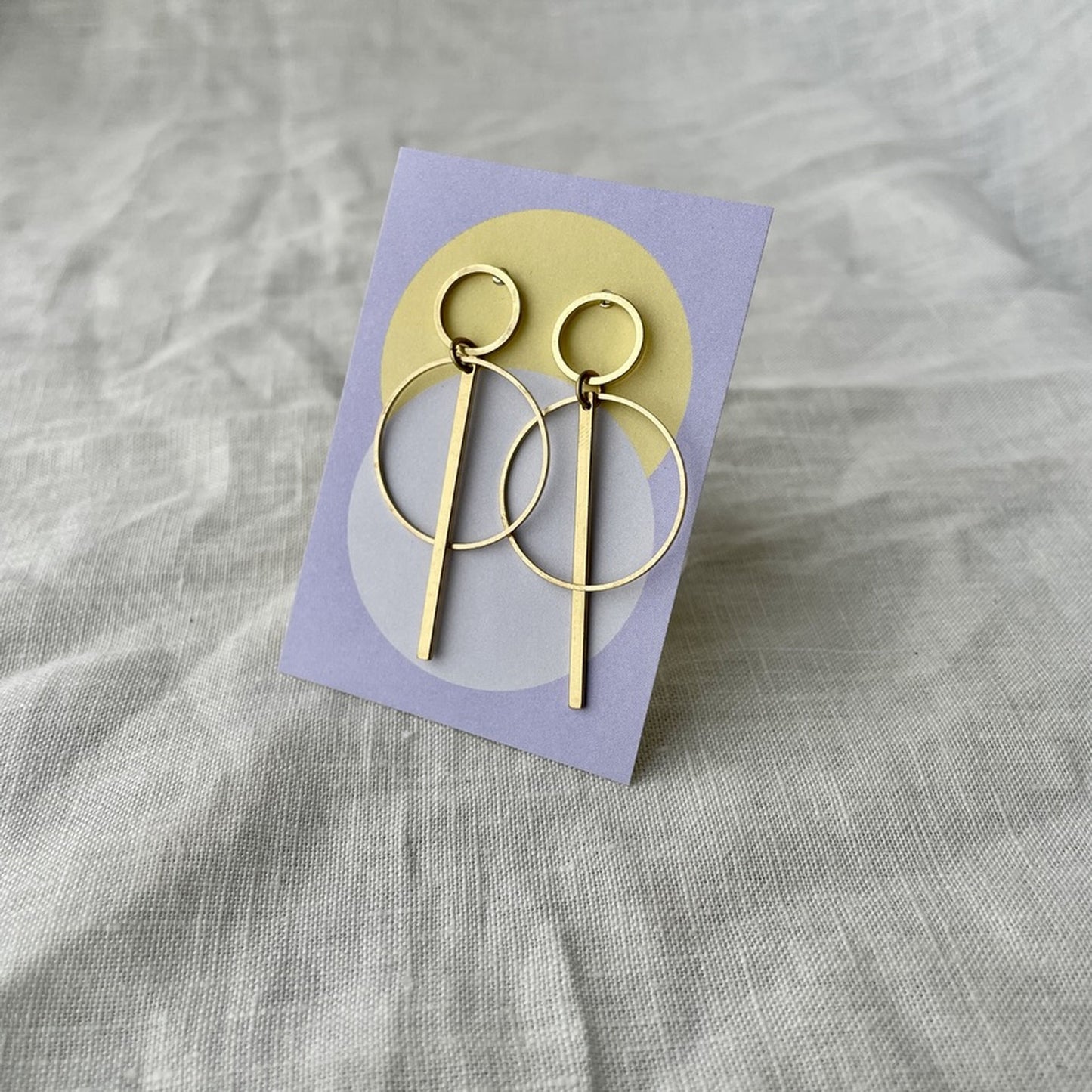 ✨Doti – Punkt Punkt Strich als lange Ohrstecker
