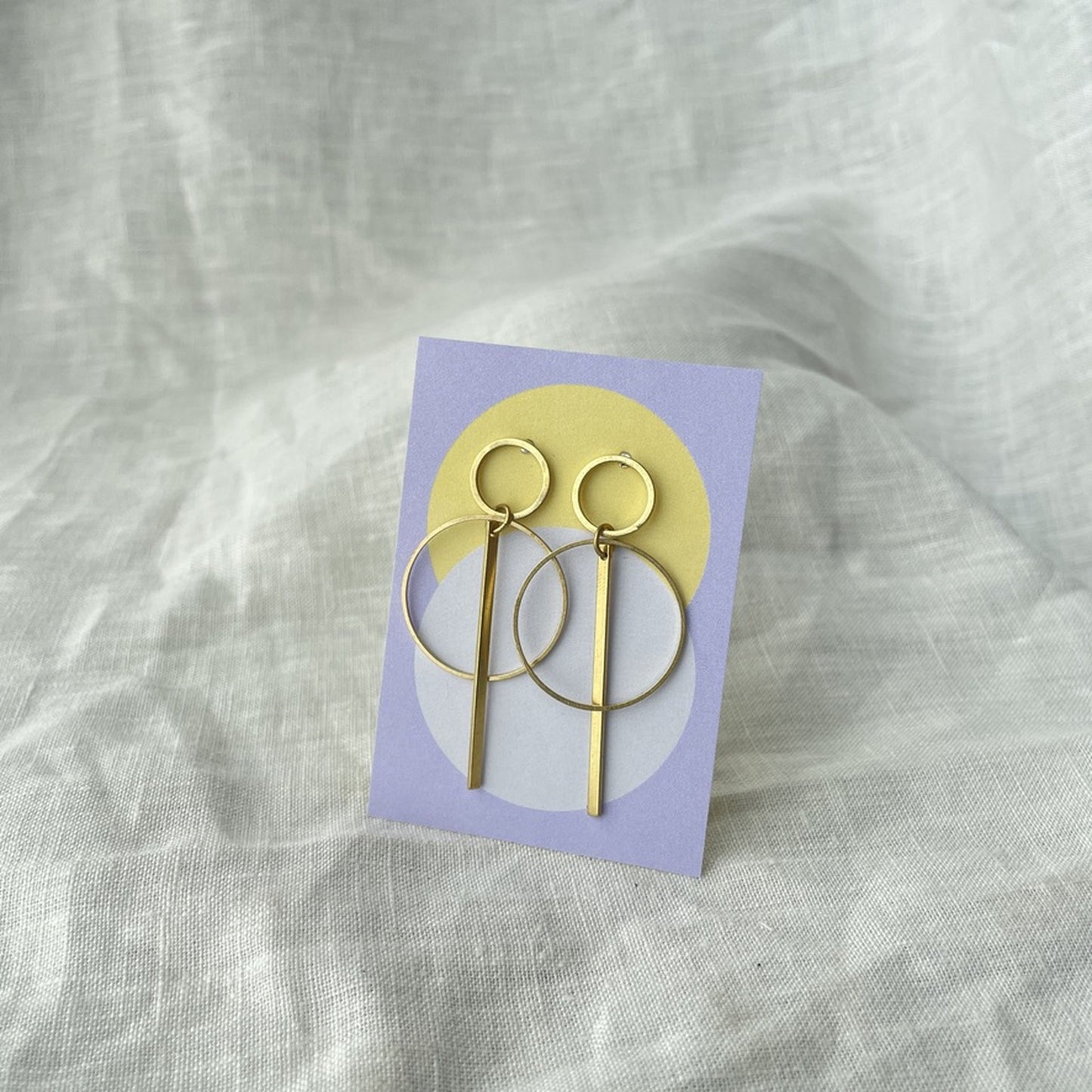 ✨Doti – Punkt Punkt Strich als lange Ohrstecker