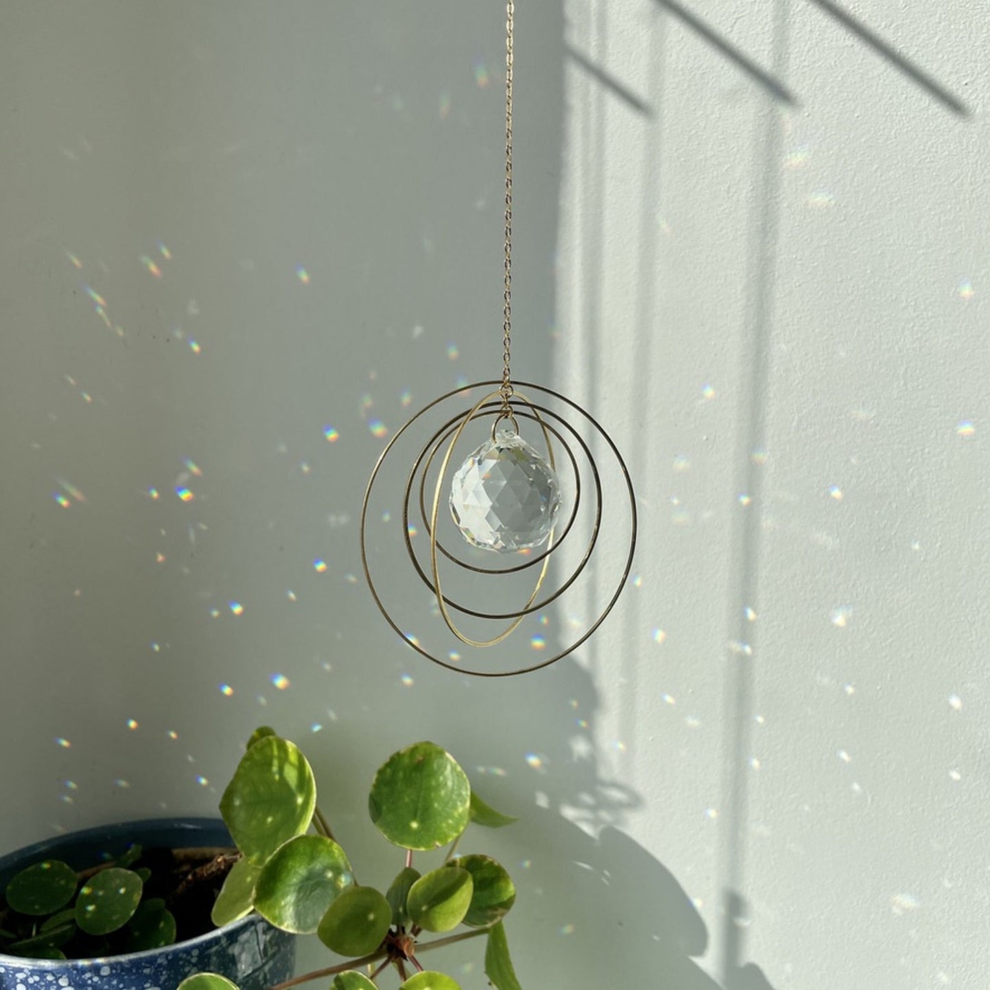 Suncatcher Circles . gold