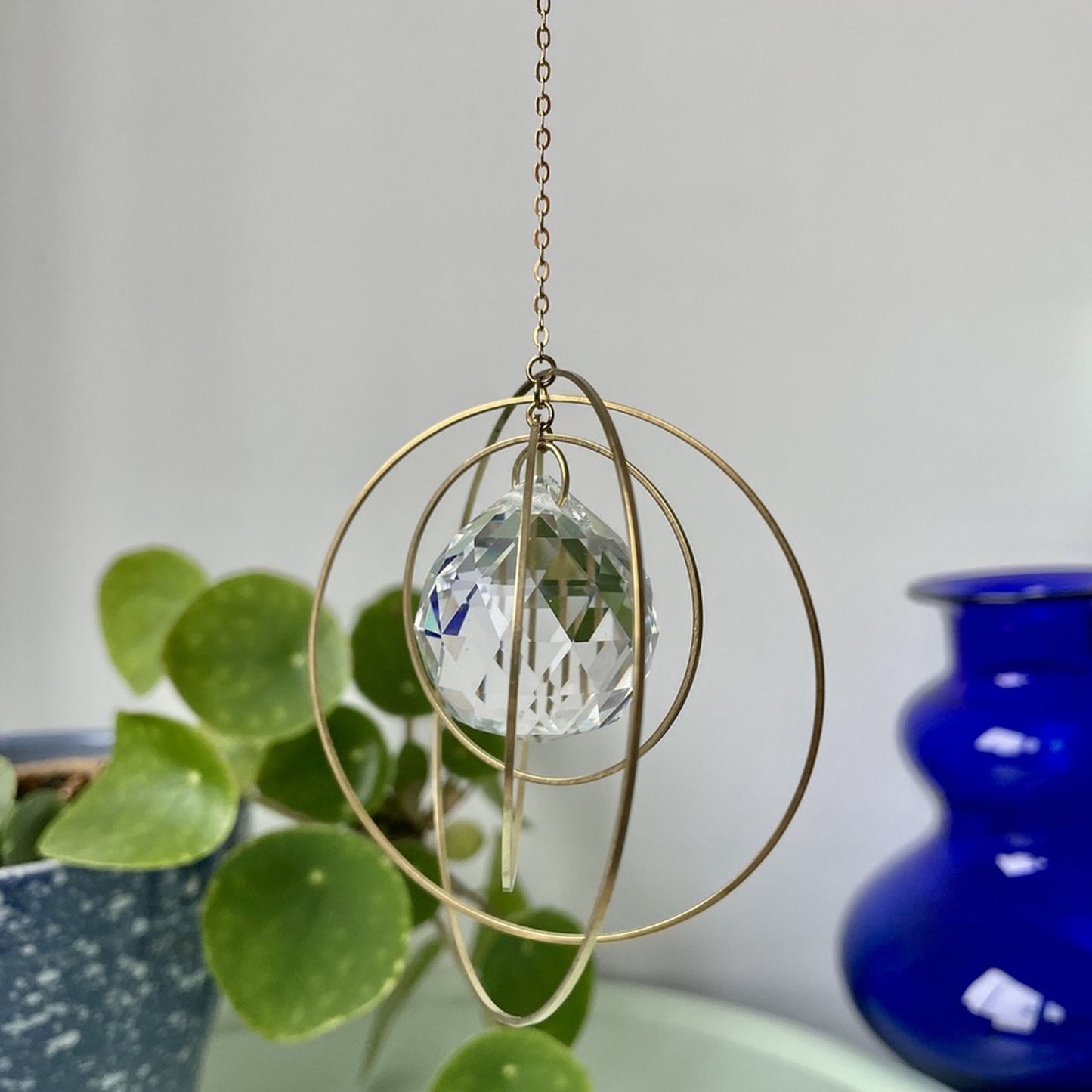 Suncatcher Circles . gold