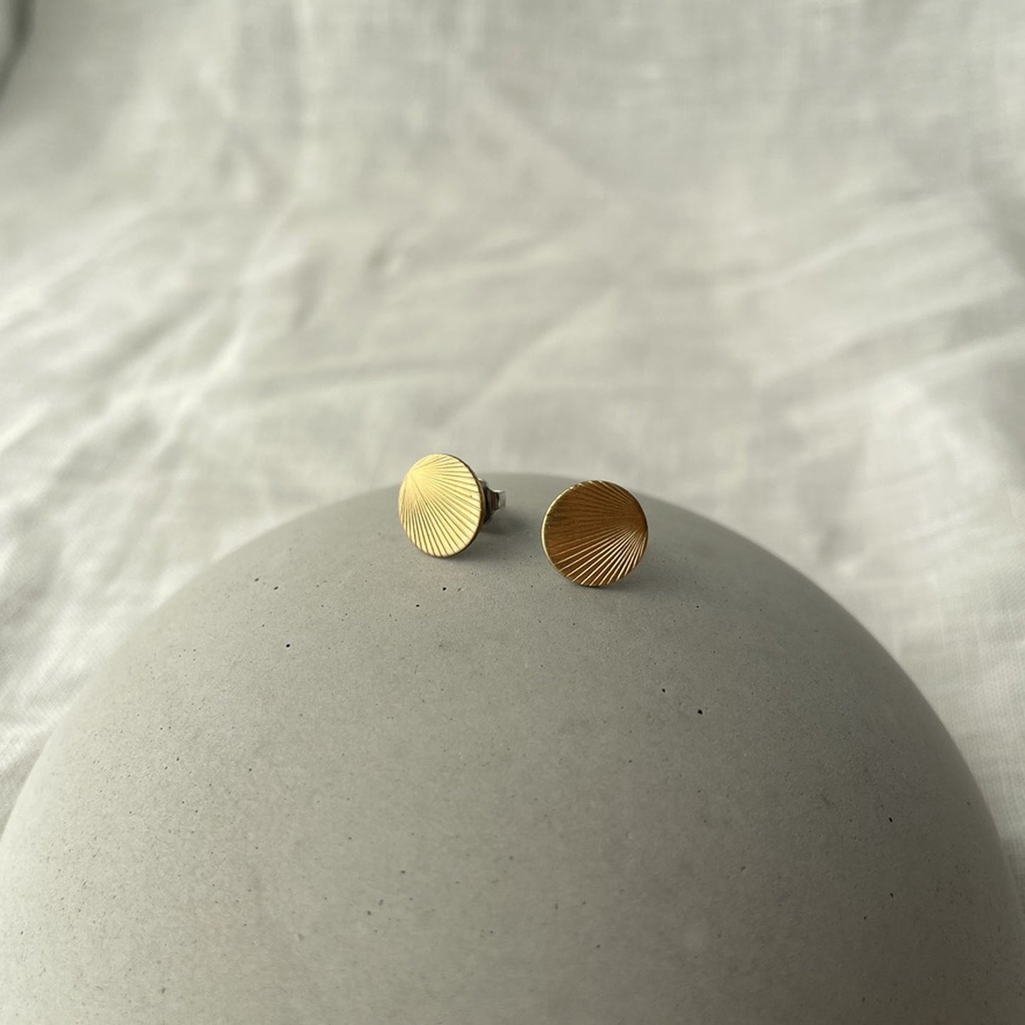✨Luuv – Ohrstecker