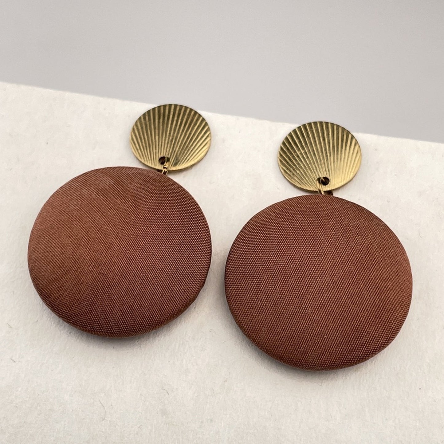 Ohrstecker MegaTransit in Mocca