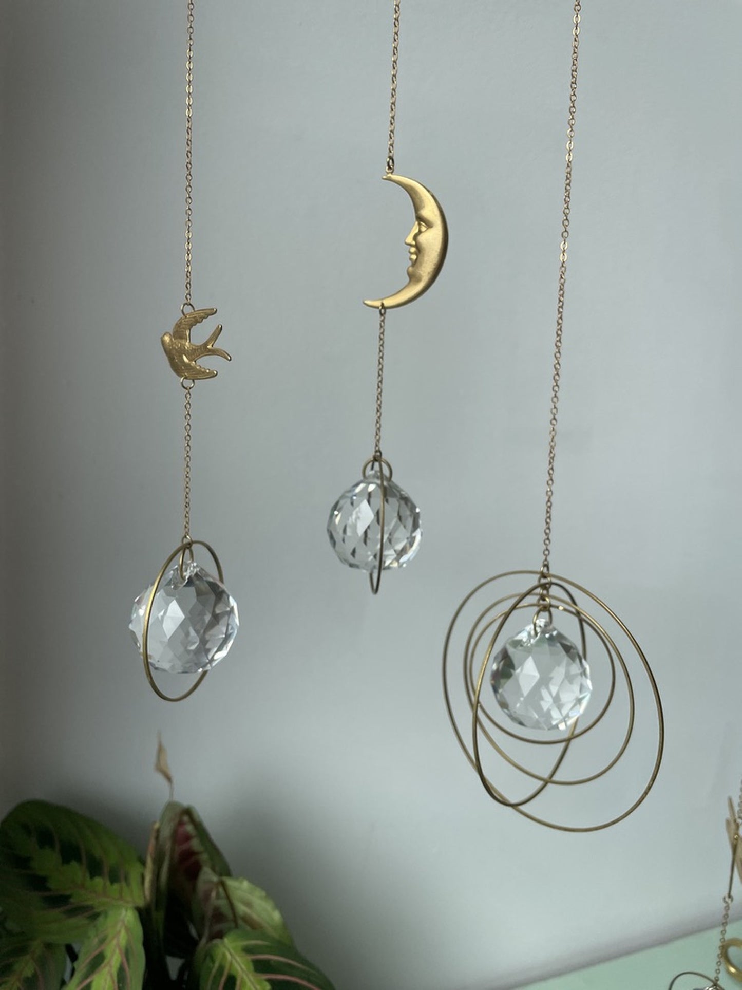 Suncatcher Circles . gold