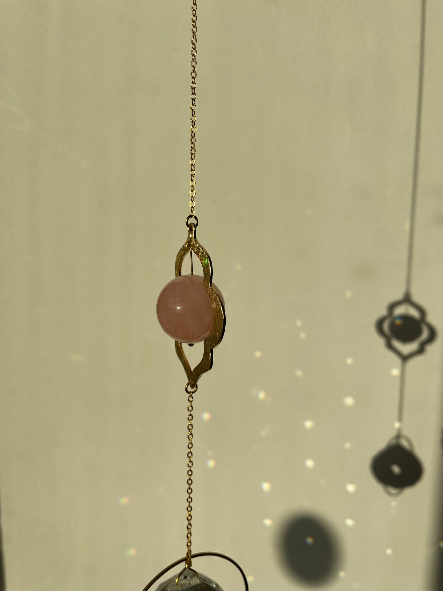 Suncatcher Vulva light Rosé. gold