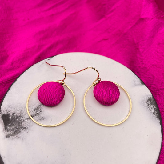Ohrringe Inner Circle klein . Bright Pink