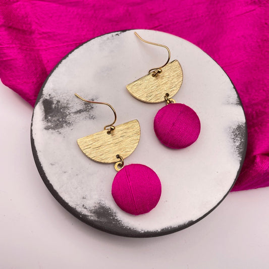 Ohrringe Halbmond . Bright Pink