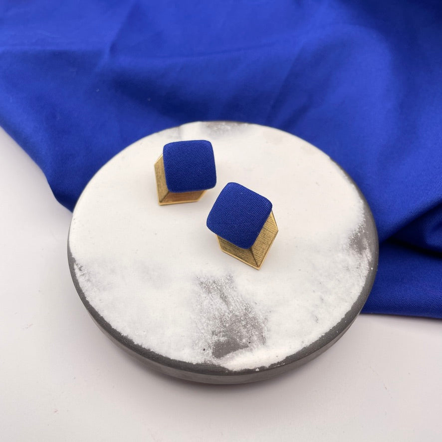 Ohrstecker Open Symbol . Royalblau