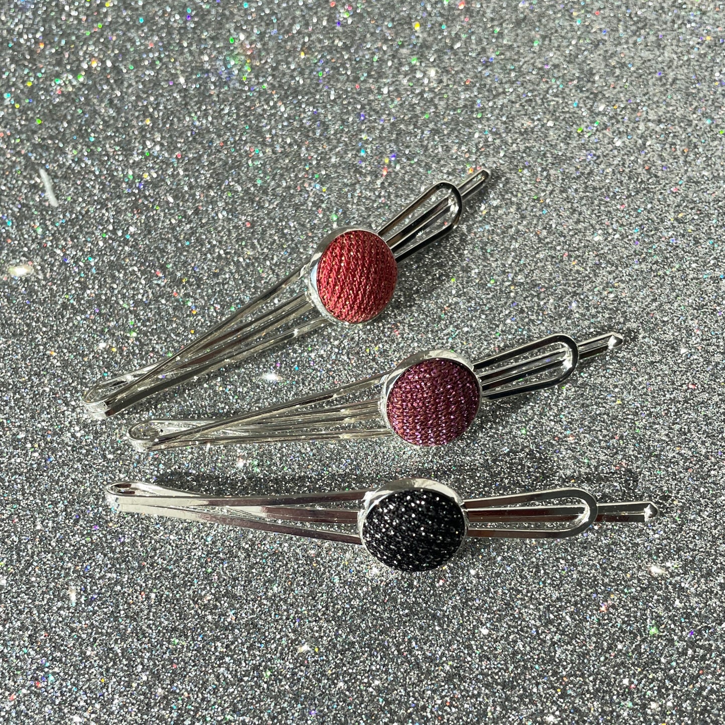 Haarspange *Little Pea*in Glitzerrot . Silber
