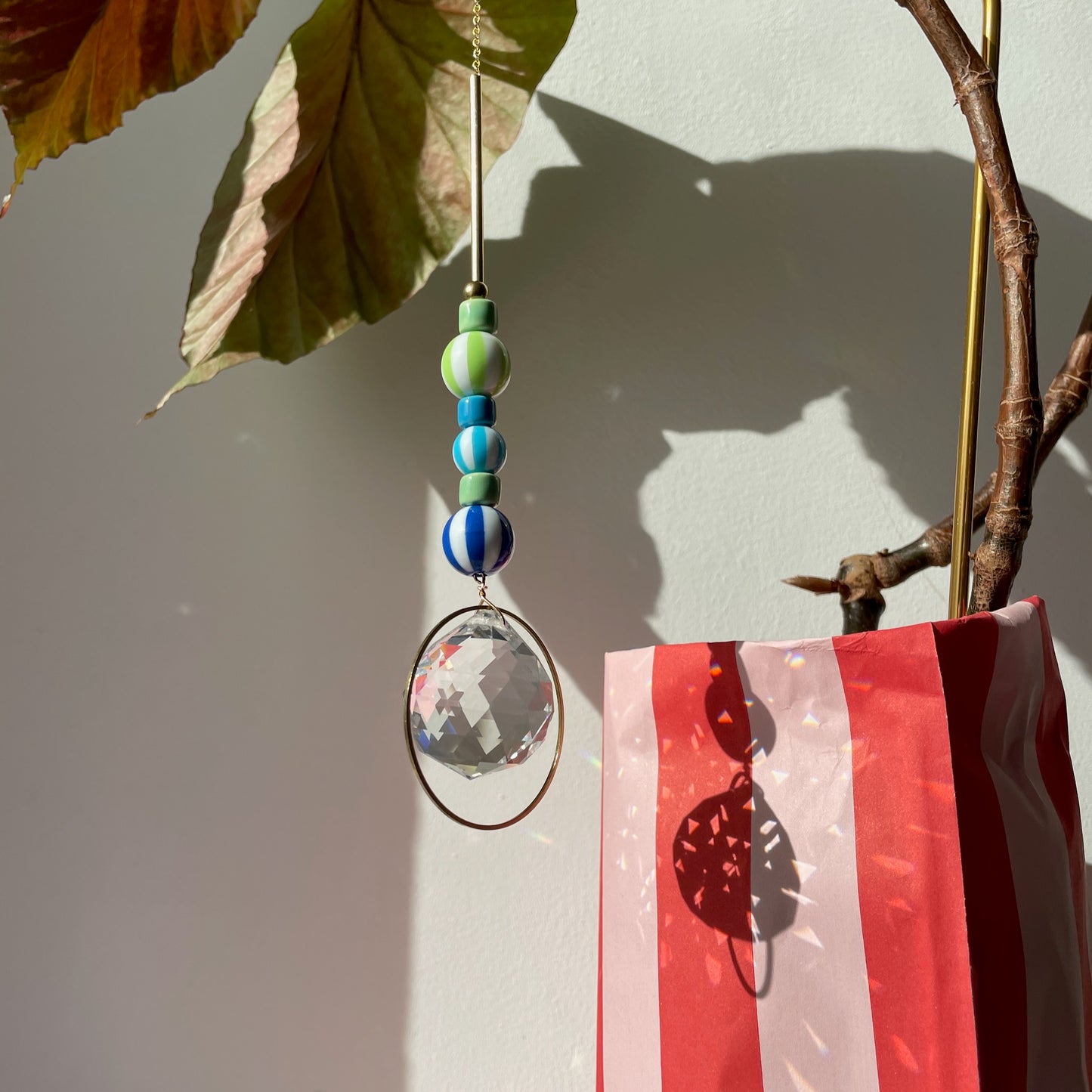 Suncatcher Zirkus Grün und Blau / Lichtfänger / Fensterkristall  / Prisma
