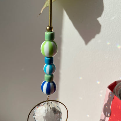 Suncatcher Zirkus Grün und Blau / Lichtfänger / Fensterkristall  / Prisma