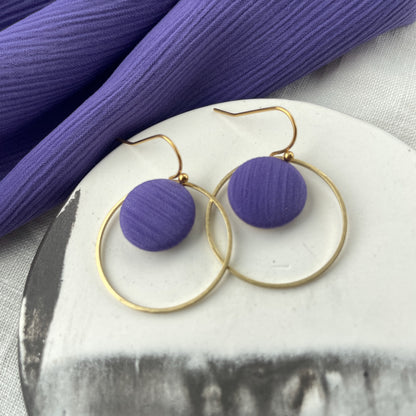 Ohrringe Inner Circle klein . Lilla