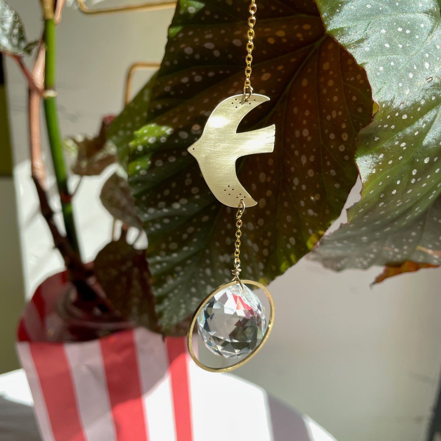 Suncatcher MiniBirdie / Lichtfänger / Fensterkristall  / Prisma