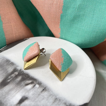 Ohrstecker Open Symbol .  Mint und Rosa