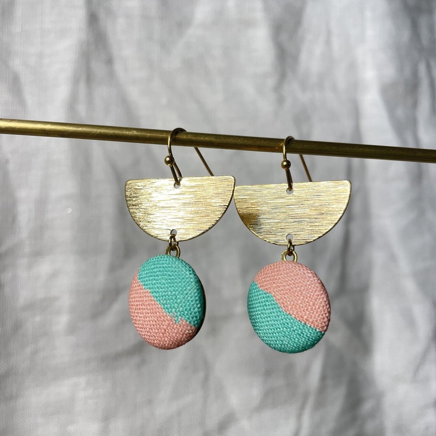 Ohrringe Halbmond . in Mint und Rosa . B&B