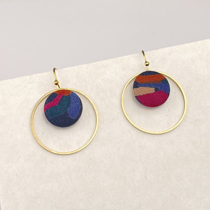 Ohrringe Inner Circle klein .Blau Klecks