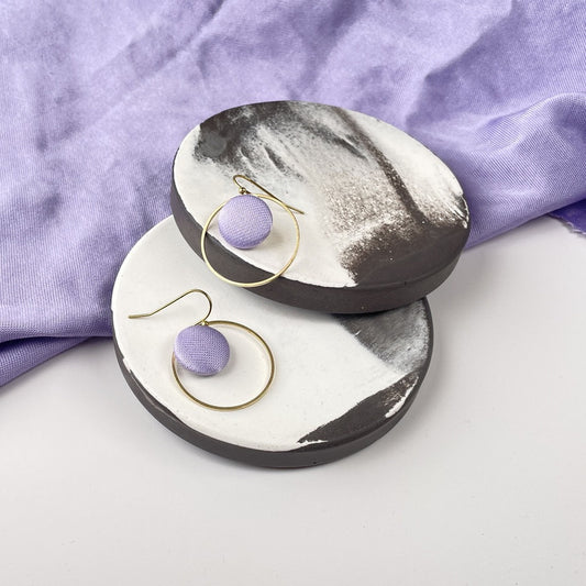 Ohrringe Inner Circle klein in Flieder