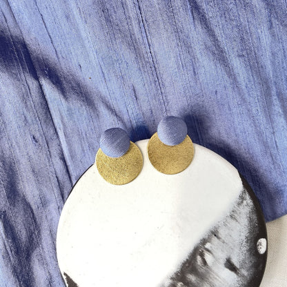 Ohrstecker Rundling .Fliederblau