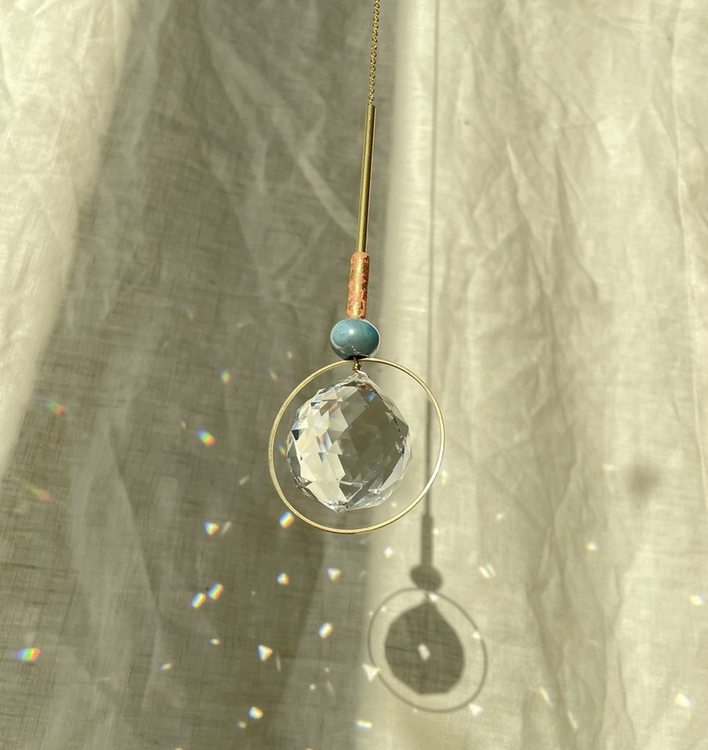 Suncatcher Bubble blau.rosa/ Lichtfänger / Fensterkristall  / Prisma
