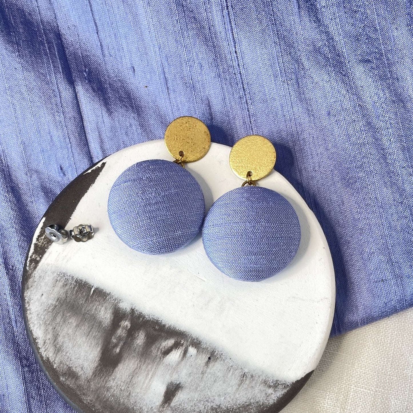 Ohrstecker MegaTransit . Fliederblau