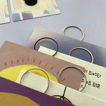 Bildaufhänger zum Postkarten aufhängen Kreis klein / Wohndeko / Galerie