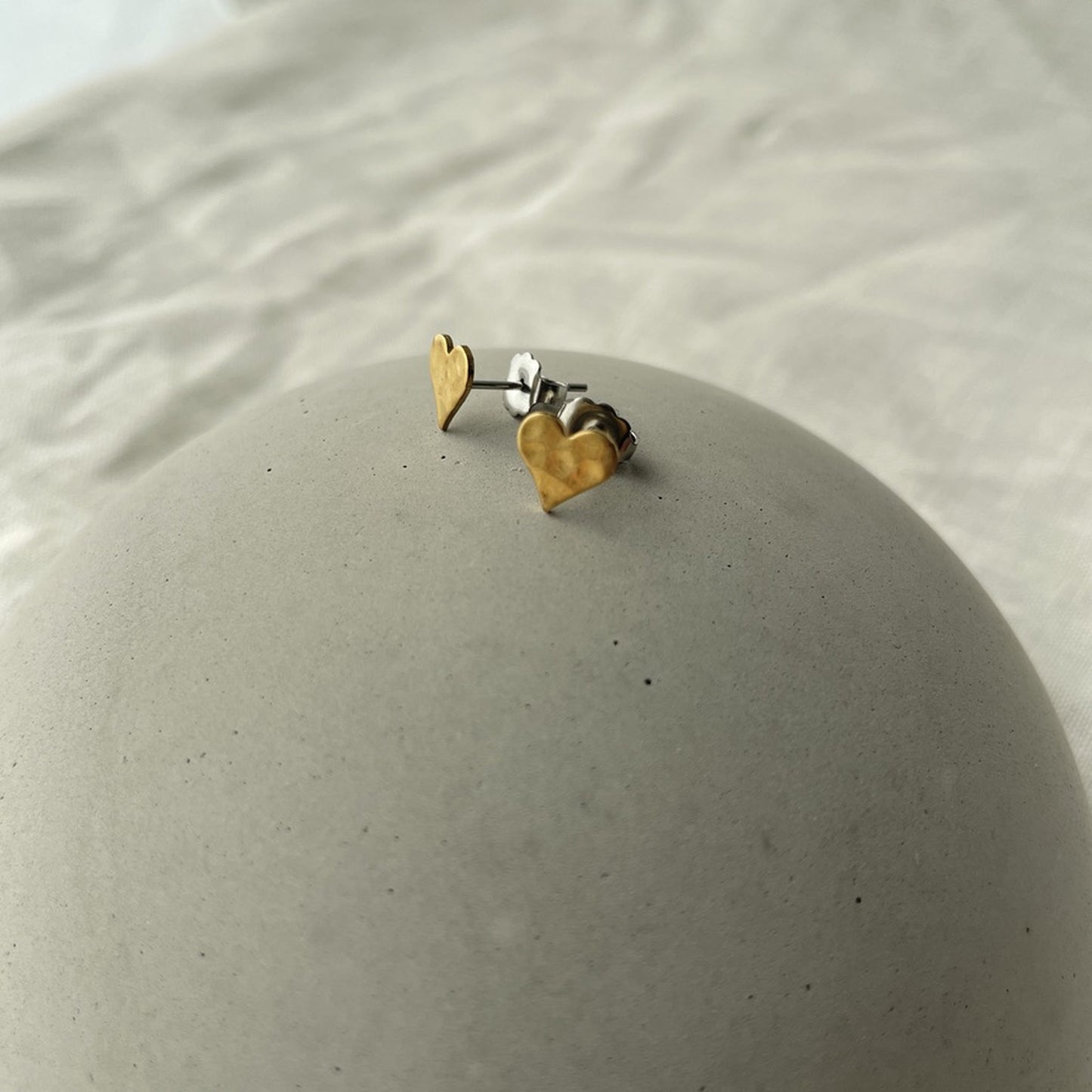 ✨Runi – gehämmerter Ohrstecker    ❤️
