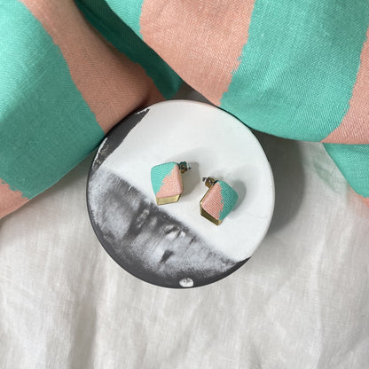 Ohrstecker Open Symbol .  Mint und Rosa
