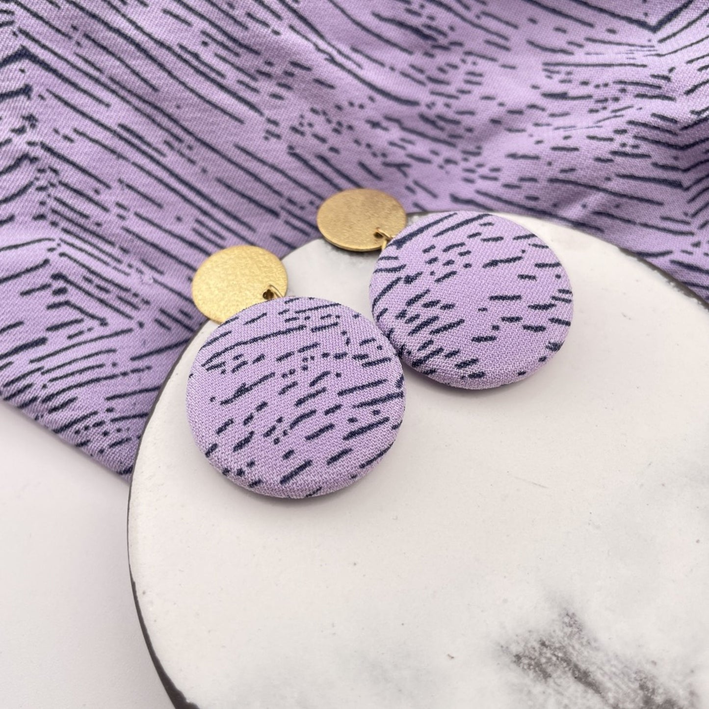 Ohrstecker MegaTransit . Fliederline