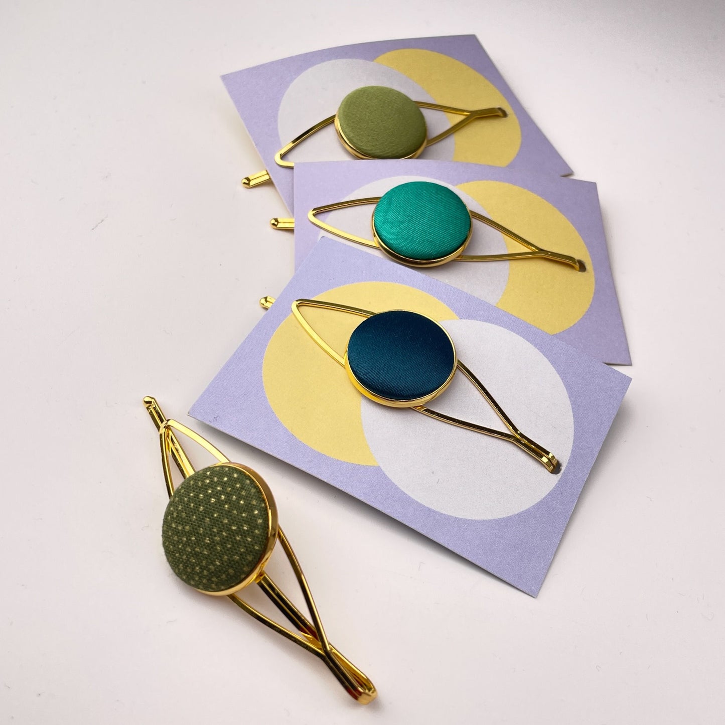 Haarspange *All Eyes In* in hellgrün